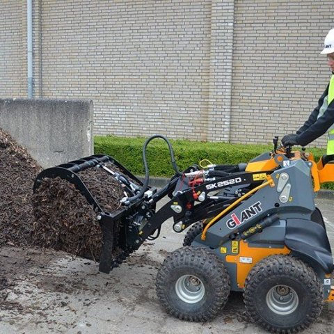 Giant - SK252D - Skid Steer