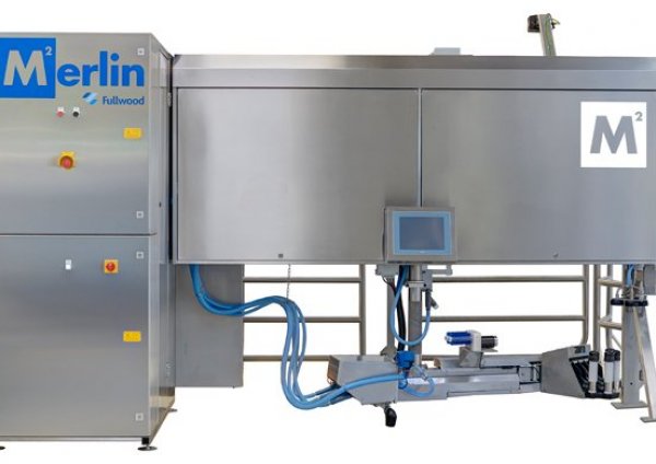 Frumsýning á Fullwood Merlin mjaltaþjóni!