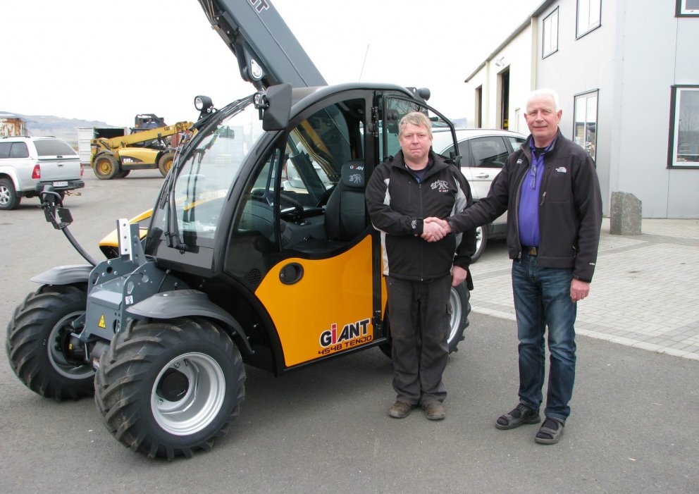 Giant 4548 Tendo Hill HD afhentur eigendum - sá fyrsti sinnar tegundar!